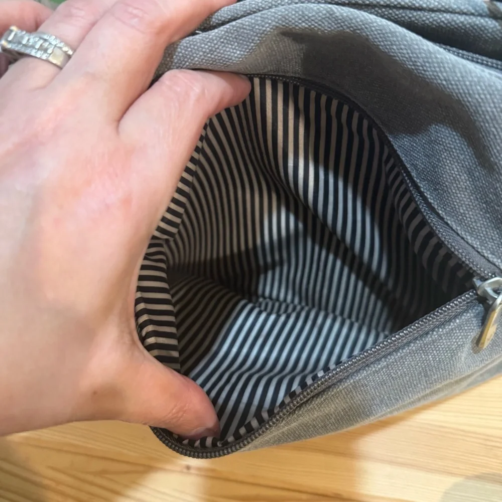Travelon Anti-Theft Heritage Hobo Bag